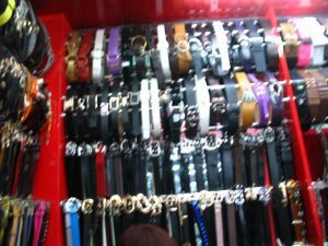 杭州汽车东站小商品市场玲玲服装辅料商行 