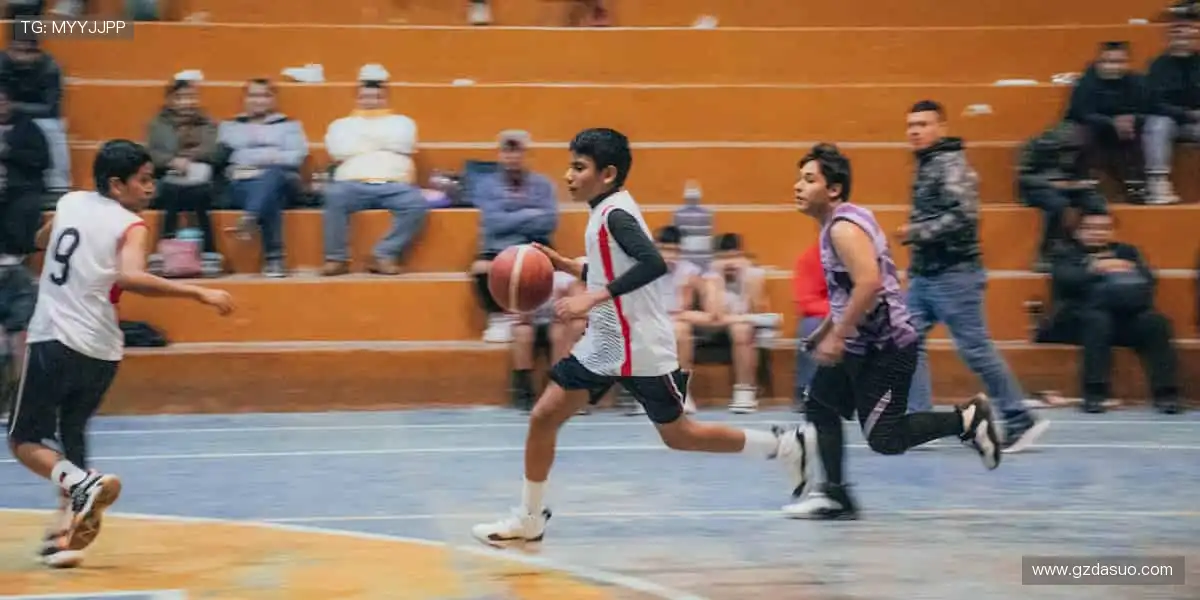 🏅 球星同款，触手可及！收藏限量周边，留住热血记忆🎁